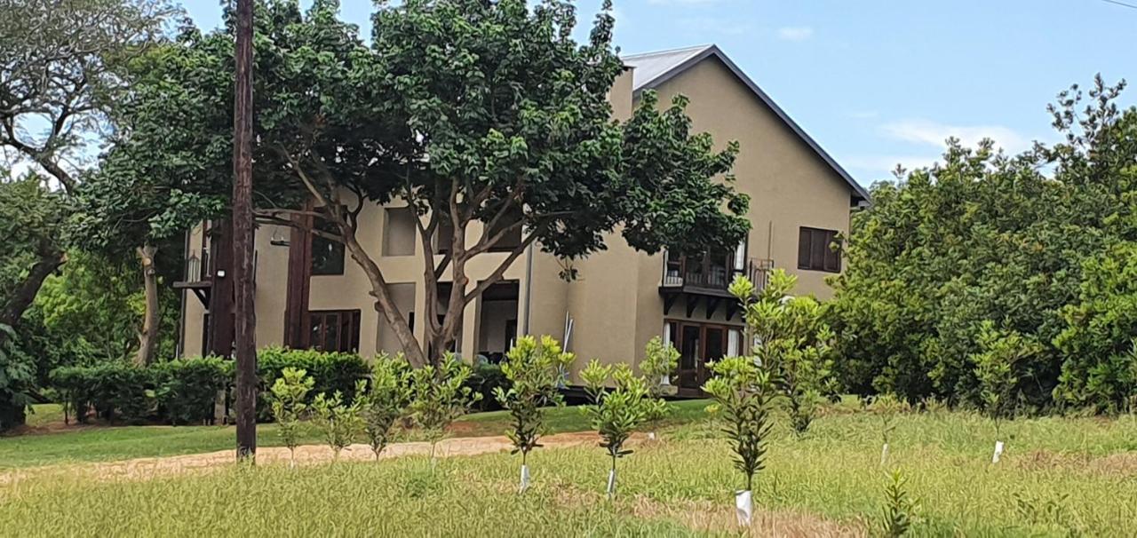 Villa Rostrata-On-Lake 雾观 外观 照片